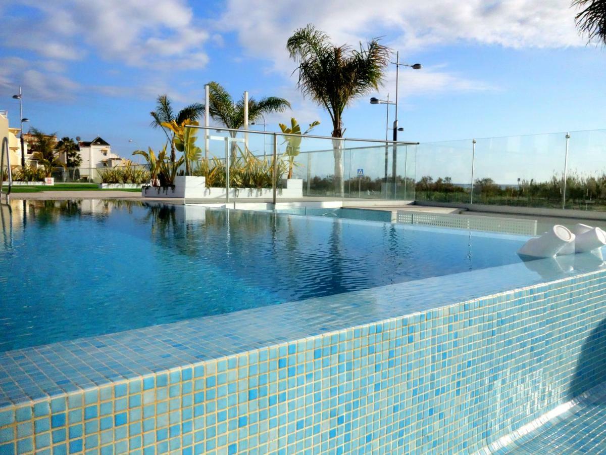 Ferienwohnung Panorama Beach Luxury Penthouse With Large Roof Terrace Torrox Exterior foto